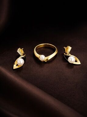 Gold Pearl Ring and Earrings Set - Elegant Women's Jewelry